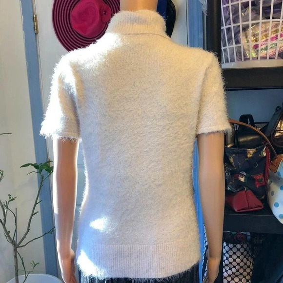 New York & Company Turtleneck Faux-fur Women Sweater Size S - Picture 2 of 5